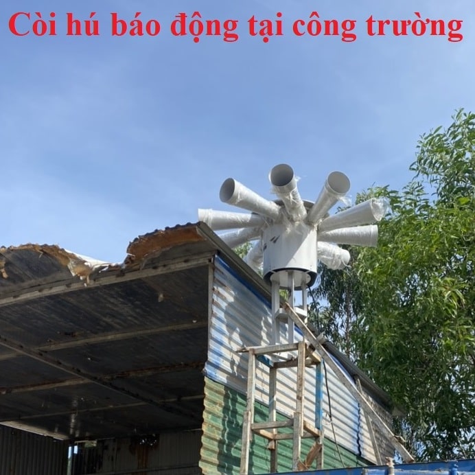 Còi báo công trường
