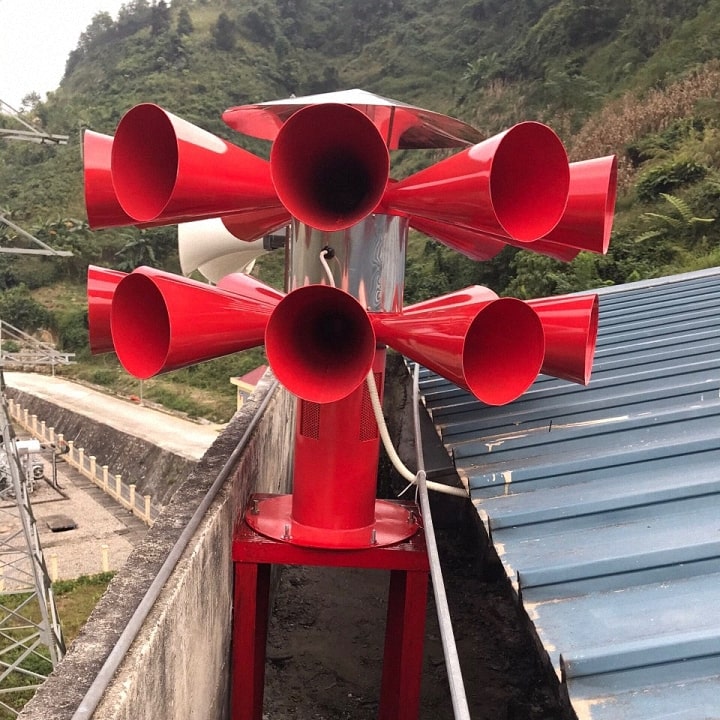 Còi hụ báo động